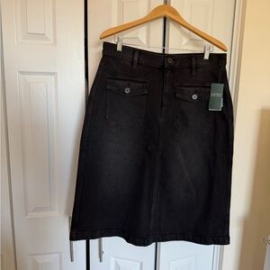 Lauren Ralph Lauren Black Denim Skirt, Size 12 NWT